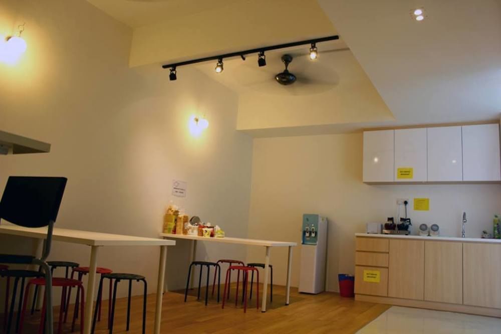 Roof Talk Theme Hostel Джохор-Бару Экстерьер фото